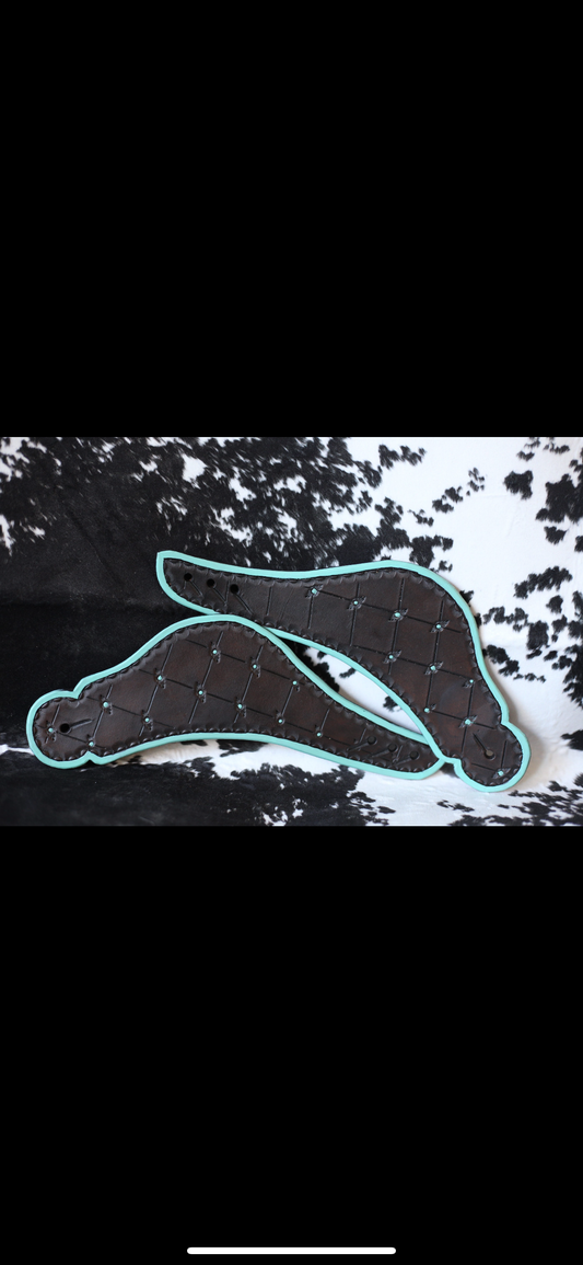 Dove tail spur straps
